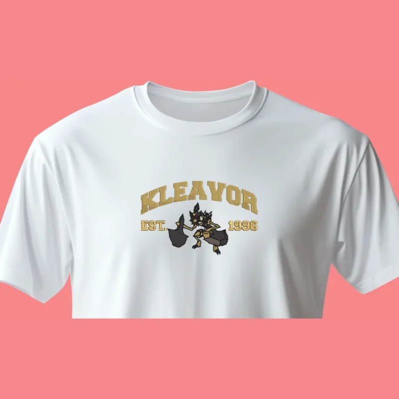 Kleavor Axe Strike | Pokemon | T-shirt brodé